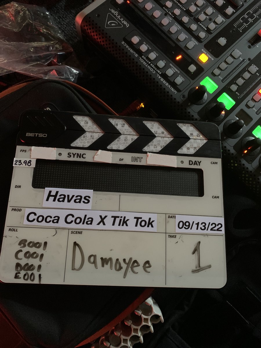 damoyee's tweet image. Behind the scenes in Atlanta at Coke Studio Live… We are excited to share that DAMOYEE had the opportunity to collaborate w/ @CocaCola and meet @BIABIA recently. See #DAMOYEE &amp;amp; her band premiere her new song “little liar” live on #CokeStudioLive on @tiktok_us 10/13 at 8pm ET!!💜