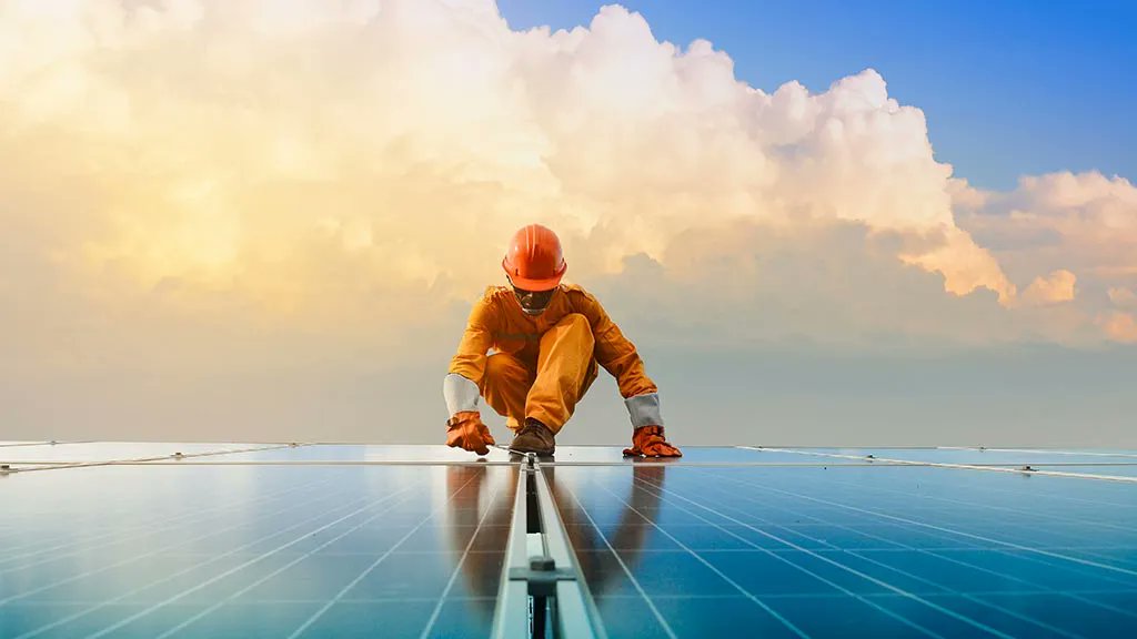CleanBanyule's tweet image. A good installer - experienced, accredited, honest - is critical to a good outcome for your solar PV system installation. This CHOICE article is a great guide to choosing the best installer. 

buff.ly/2Hp4SKf