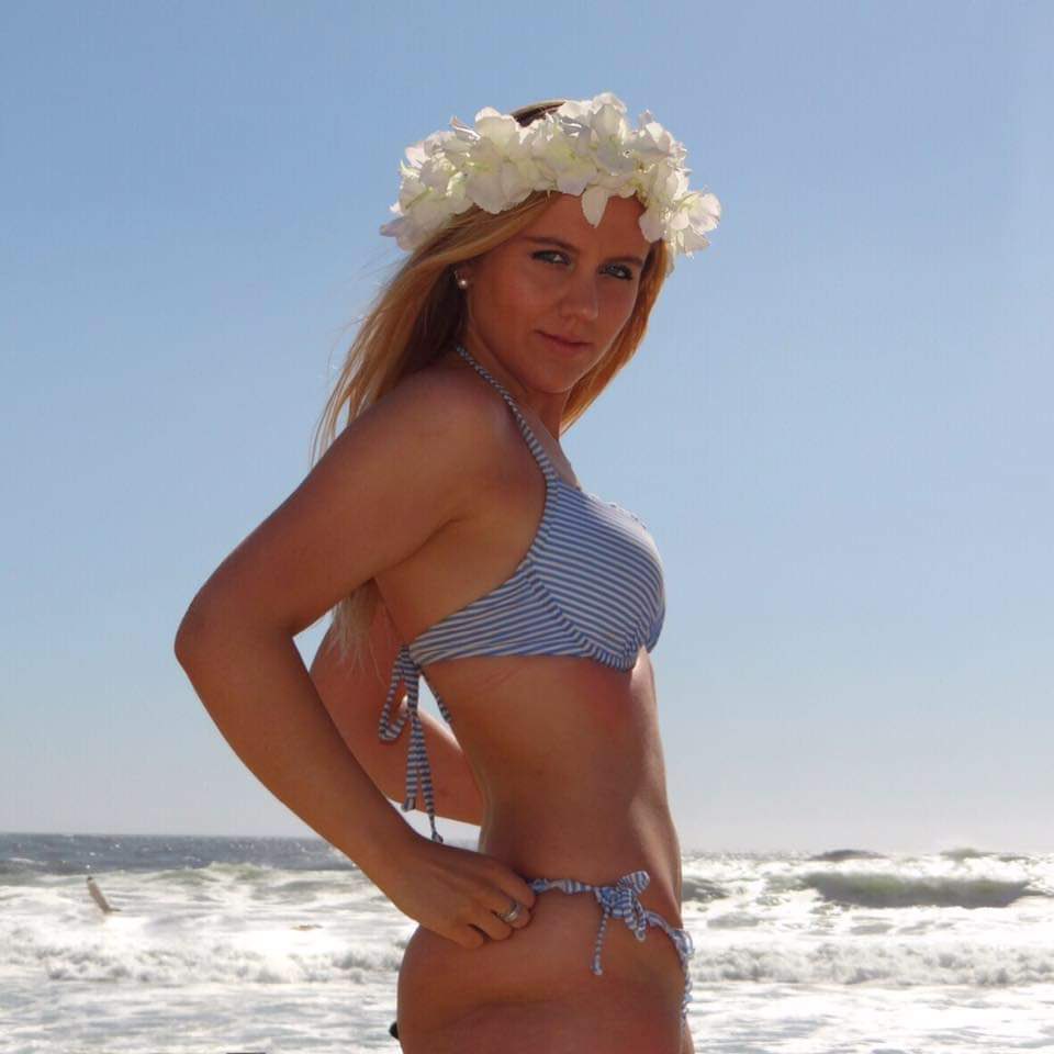 DamilGabriel's tweet photo. @DMatamala Te cagaste a tu Sra. con una pendeja de 20 años! 
Y te crei hombre! 
Cerdo chueco de mierda! https://t.co/P9cNXy6GBM
