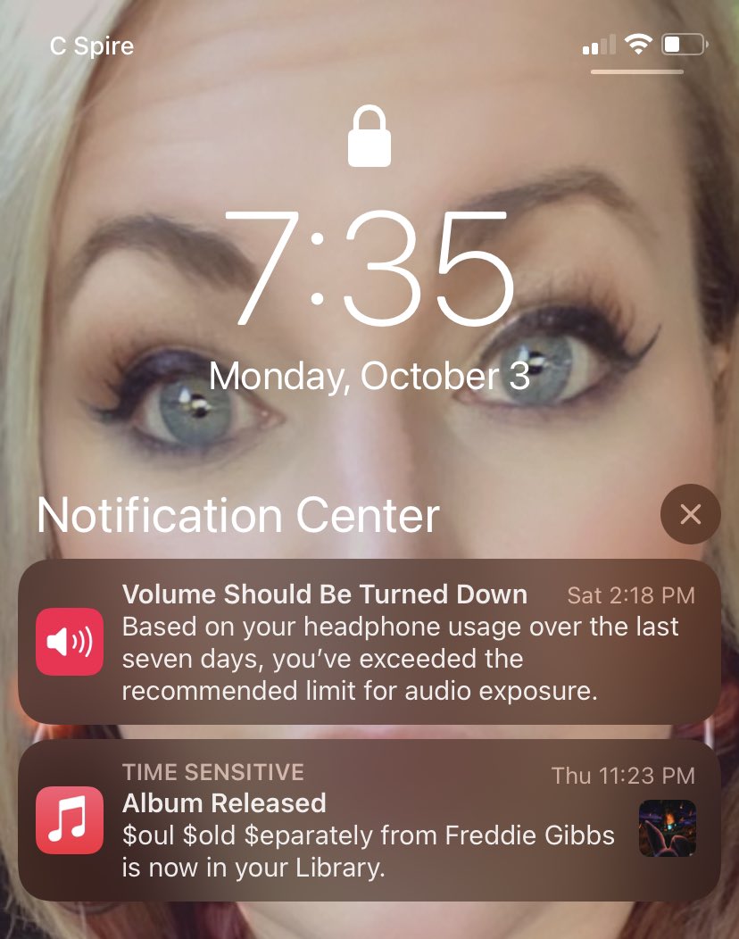 JoeTipz's tweet image. Somebody tell this phone to leave me alone…we bumpin over here 

@ballroomscience tell em