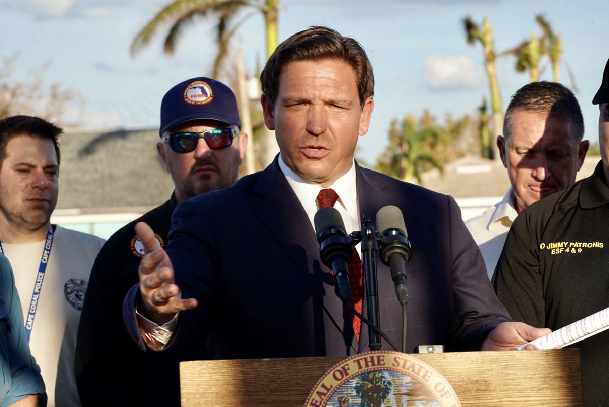 Ron DeSantis tweet media