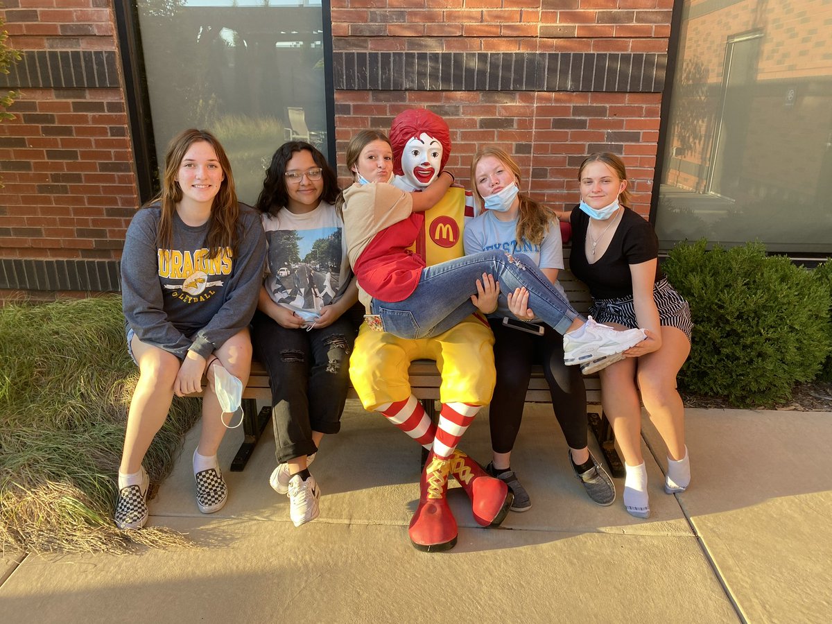 BPHSDragonsKS tweet media