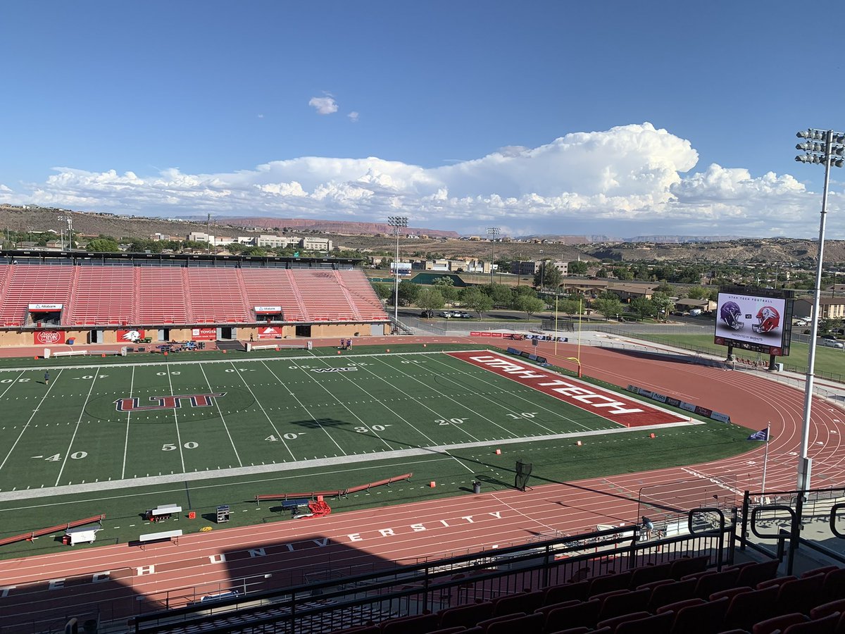Ko_Kano55's tweet photo. Thank you @UtahTechFB @CoachPPeterson @misi_tupe @Coach_JHughes and @LoniFangupo for the game and visit. Big things happening in St. George. Go Trailblazers. @AlphaRecruits15 @Ezwrighter10 @FHS_PHOEN1X https://t.co/oGeHuFBBS1