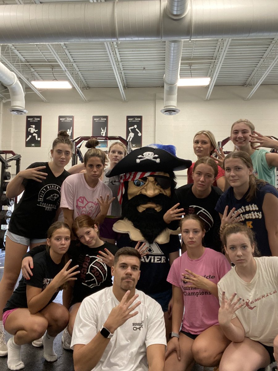 🚨HOME GAME🚨 Tomorrow at 7 against Westlake!!! Theme is pink out! #bethereortransfer