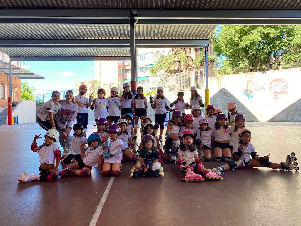 Últimas plazas para Patinaje en el CD San Viator, los lunes y miércoles de 16:45h a 18:00h, inscríbete en nuestra web cdsanviator.es