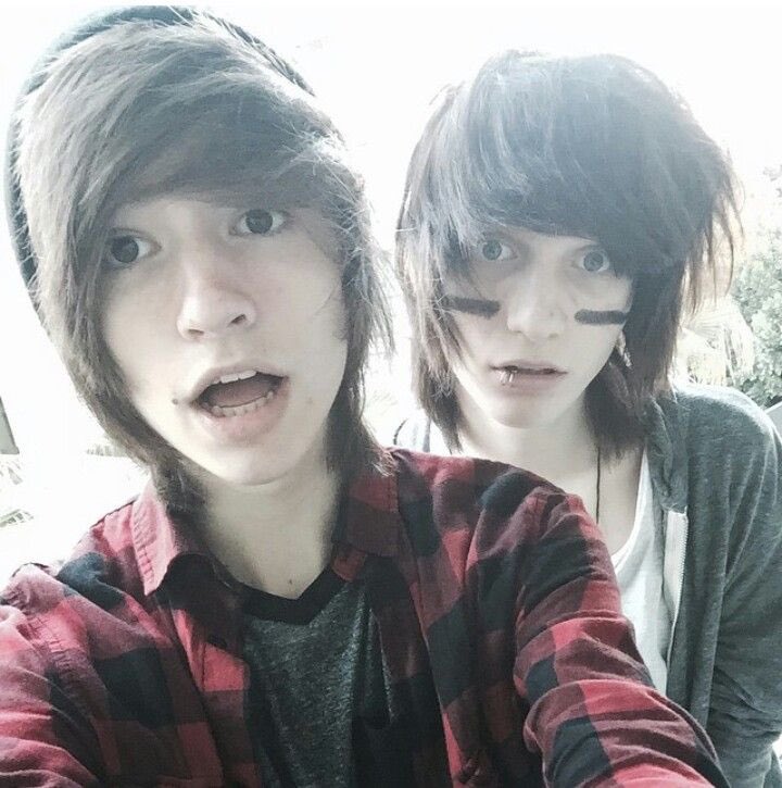 sumter010's tweet photo. @KyleDavidHall @JohnnieGuilbert classics https://t.co/7Nx93d76e7