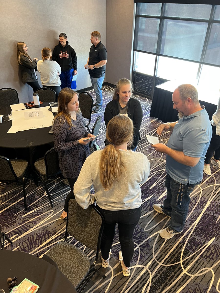 BrettFenton911's tweet photo. A @GreenbushESC New Teacher Takeover today at Bluemont Hotel Manhattan 👀. Great stories from @jimdillon24 and lots of 💡 moments #FutureElite https://t.co/7alBoHk1Un