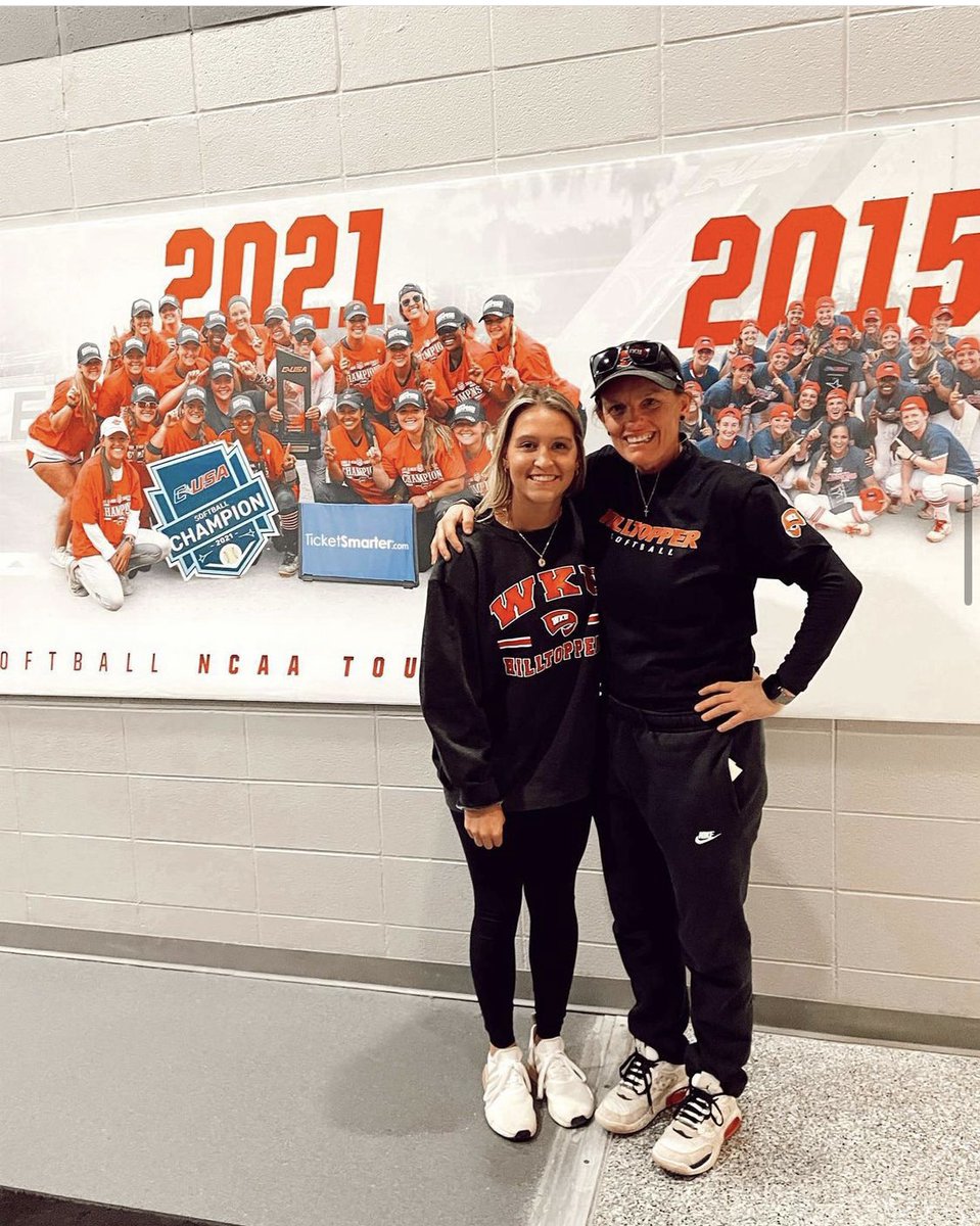WKUSoftball's tweet photo. A big happy birthday to one of our freshman, Payton! 🎉🥳

#GoTops https://t.co/dNTQkJrBYQ