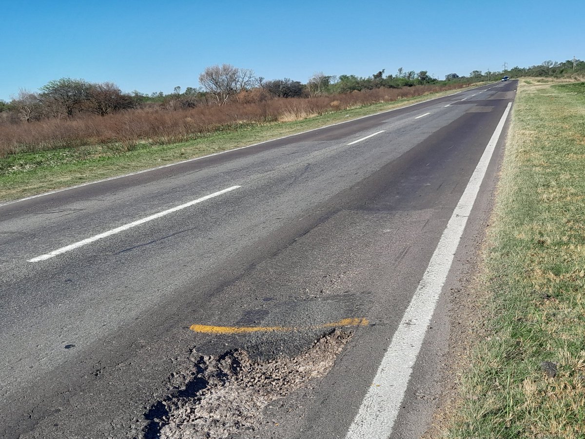 Sigamos luchando para una Ruta Nacional 11 digna. Se visibilizan los cráteres pintados por jóvenes de Malabrigo