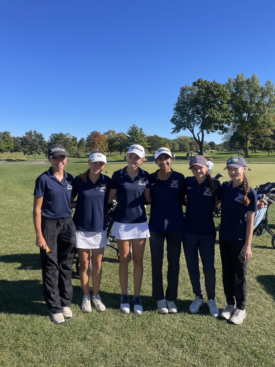 AthleticsNTHS's tweet photo. Congrats to ⁦@NTgolf⁩ with a score of 317 to advance to the ⁦@IHSAState⁩ tournament ⁦@ntboosterclub⁩ ⁦@NewTrier203⁩ https://t.co/tE20c0TqtV
