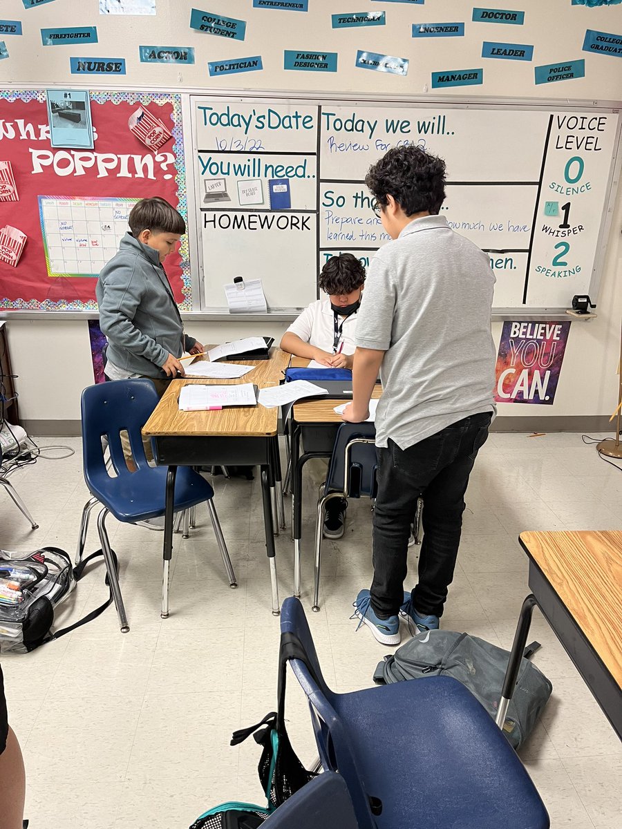 ISUPopsx2's tweet photo. I saw some great student “Teaming” happening in 6th Math today as students unpacked high-level questions in preparation for their upcoming CBA! Great job Ms. Amoah! #CoyleTech #CougarPRIDE #DestinationA #bethelight @Coyle_Cougars https://t.co/L1N90yBnTr