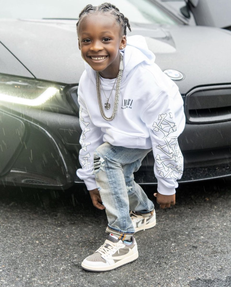 TCole____'s tweet photo. Happy  Birthday Titan 👑 I Love You King ❤️👑❤️ BIG 6 https://t.co/EpbXKdij5F