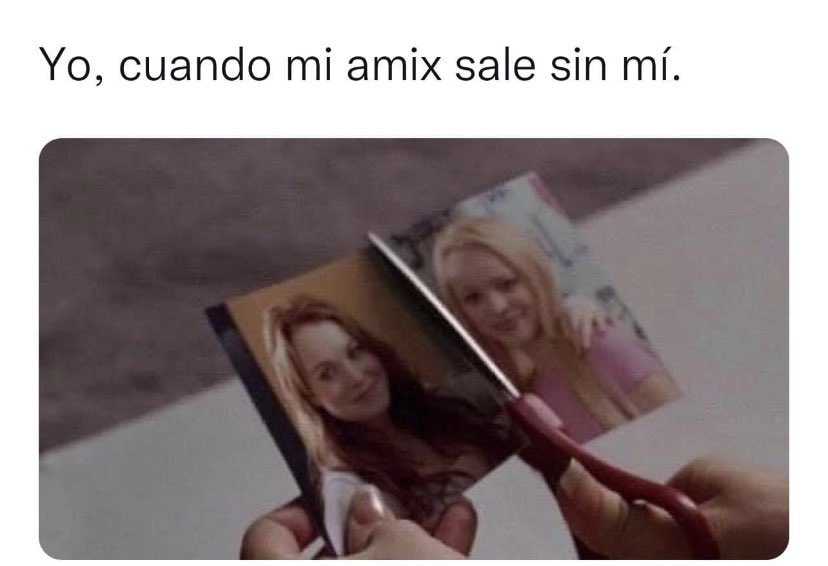 selenaa_cx's tweet photo. It’s October 3 #october3 #MeanGirlsDay #meangirls #onwednesdayswewearpink https://t.co/2Vr8kW5wET