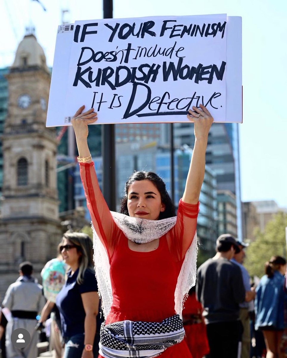 Localbrownbaby's tweet photo. Saying #JinJiyanAzadî and translating it without any mention of the Kurdish people is appropriation. Plain and simple.

Photo: Tara Fatehi

#JinaEmini #MahsaAmini https://t.co/Vg7HI09IaT