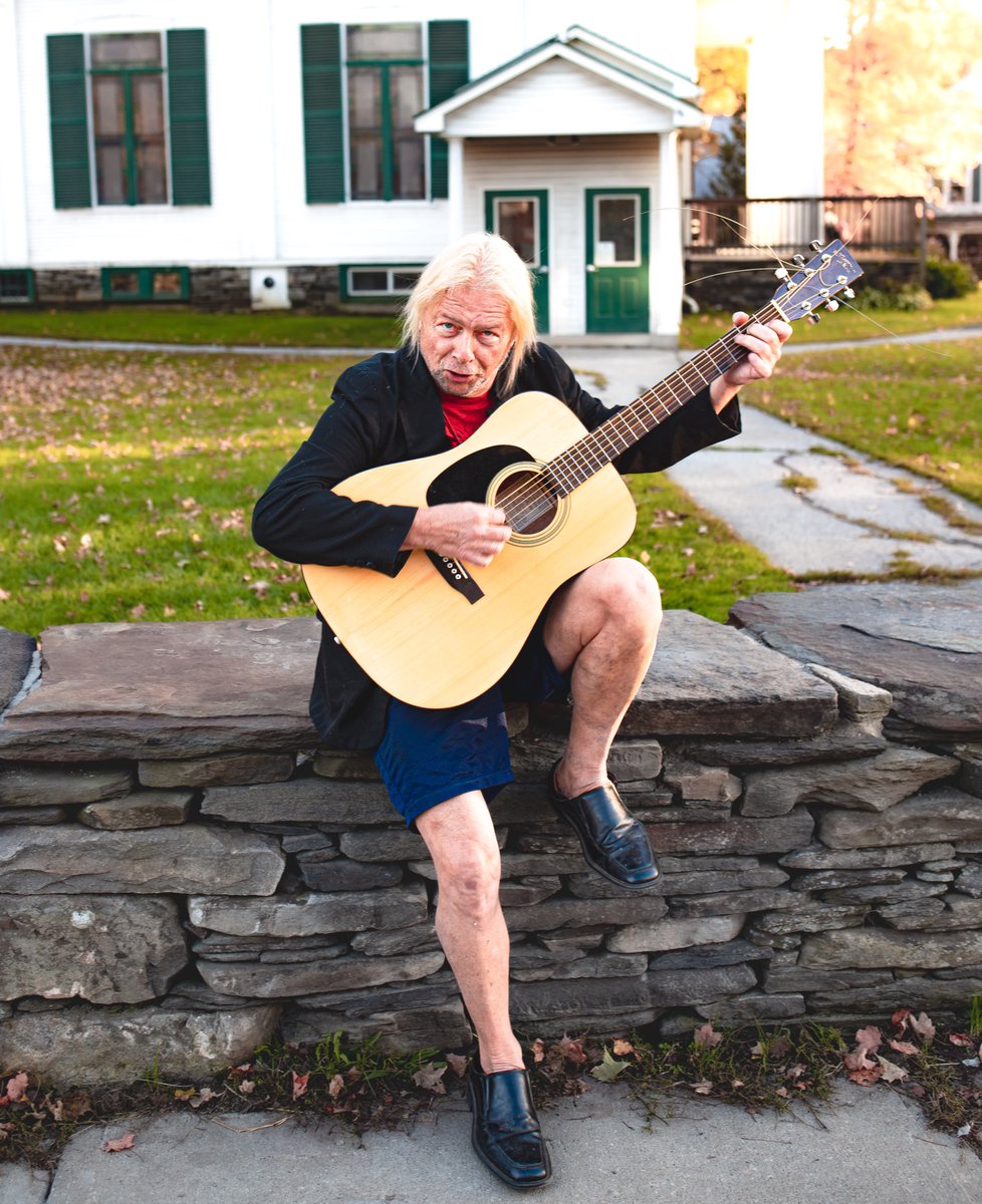 fotogosaurus's tweet photo. Route 2 Revisited https://t.co/9zoHJCmV5t #VT #Vermont #NewEngland #musician #RockAndRoller #GuitarMan #moment #OnTheWall #OnTheStoneWall #portrait #Guitar #Acoustic #AcousticGuitar #TheMan #WereBionic #think #Reflect #OnTheCorner #StreetPhoto #StreetPhotography #Sigma #Canon #go https://t.co/aMK8q0zFma