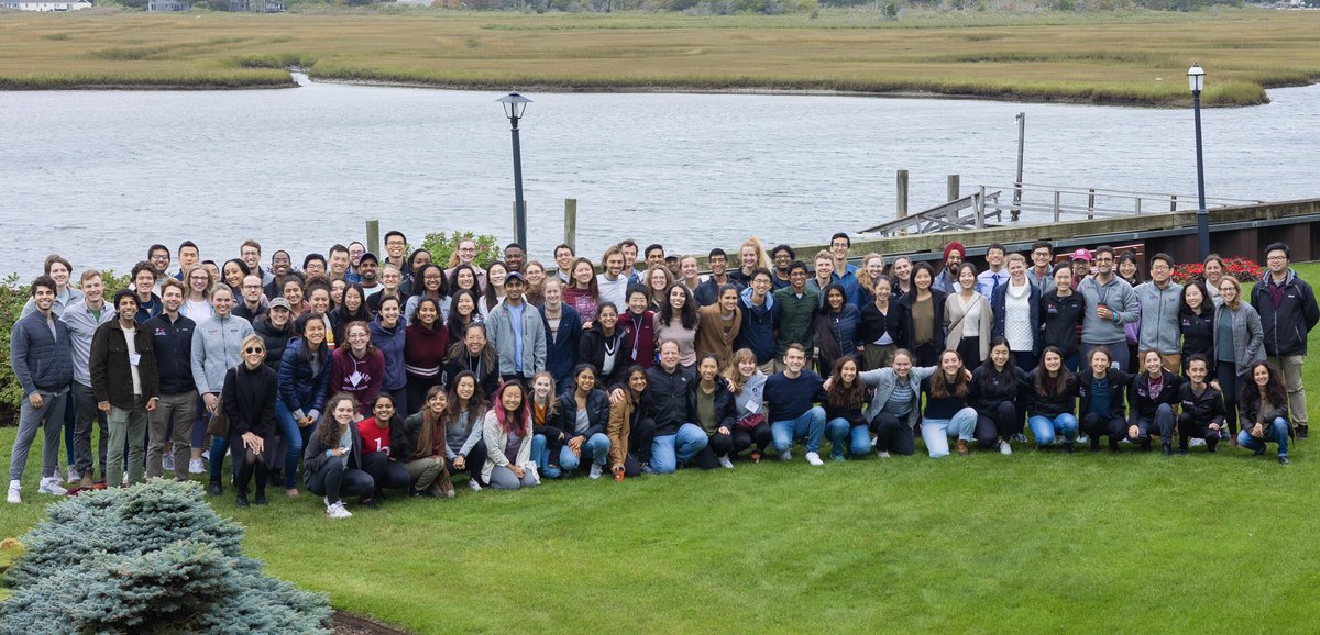 LorenWalensky's tweet photo. This past weekend we celebrated the @HarvardMITmdphd program’s 40th annual retreat, with record-breaking student attendance, remarkable science, and time to both reconnect and make new connections as we welcomed our entering 2022 MD-PhD class of difference makers. #doubledocs https://t.co/D8iGDRZPCd