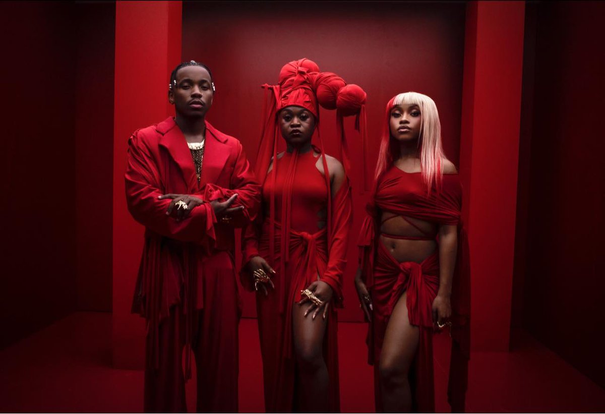 AfricaFactsZone's tweet photo. Zambian Artiste, Sampa The Great's song, Never Forget ft. Chef 187, Tio Nason &amp; Mwanjé is the trailer song of Black Panther 2: Wakanda Forever.

She performed at Coachella, Glastonbury, Primavera, Roskilde and Lollapalooza.

Her song, Let Me Be Great is on the FIFA 23 soundtrack. https://t.co/j9Jogx76xE