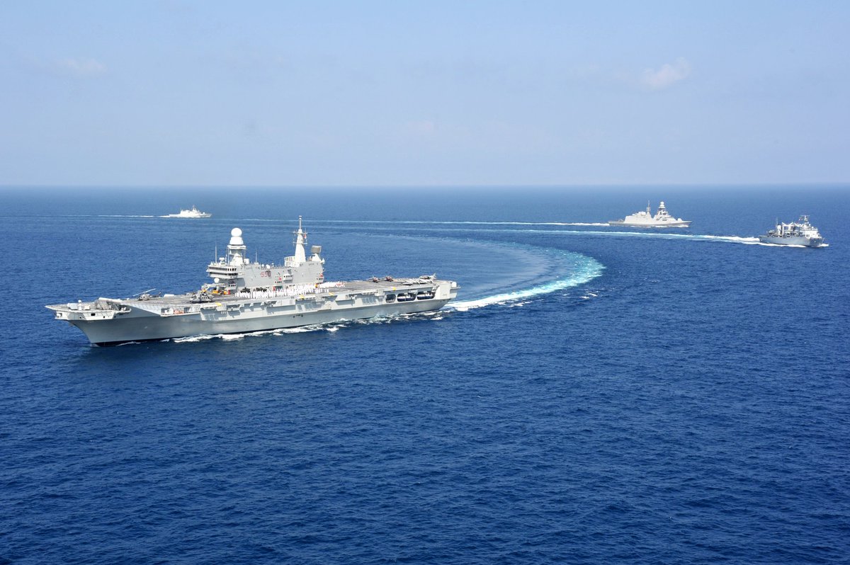 ItalianNavy's tweet photo. Iniziata oggi la 2^ edizione dell'esercitazione #MareAperto per il 2022, il maggior evento addestrativo della #MarinaMilitare che vedrà impegnate fino al 27 ott navi sommergibili velivoli e militari della Marina, delle altre FFAA e di alcune nazioni della NATO 
#NoiSiamolaMarina https://t.co/UMTNMeNB5y
