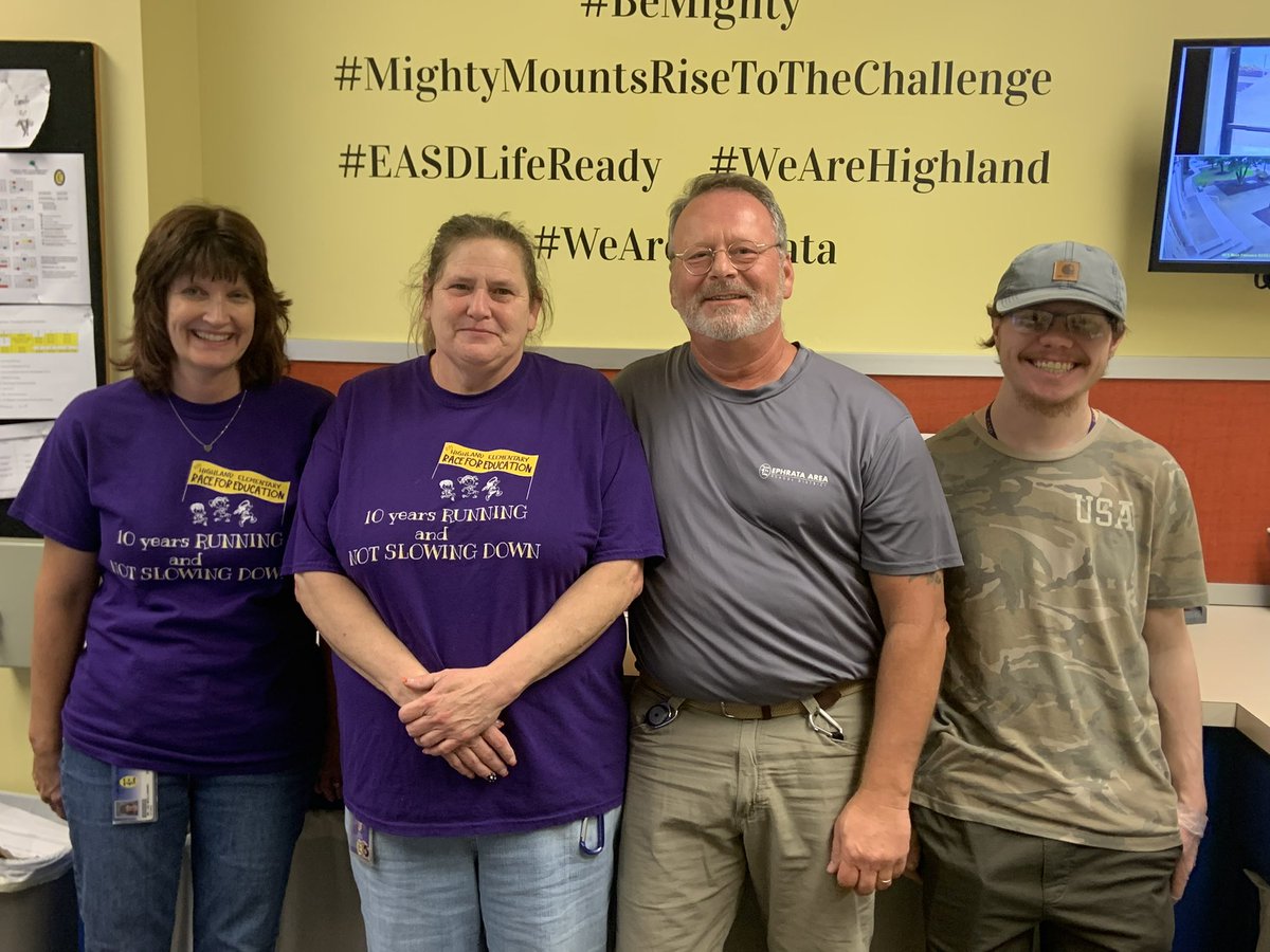 Mr_Esbenshade's tweet photo. Thank you to our wonderful custodial team at Highland Elementary! We appreciate what you do every day! @GoMounts https://t.co/MvsIHWseob