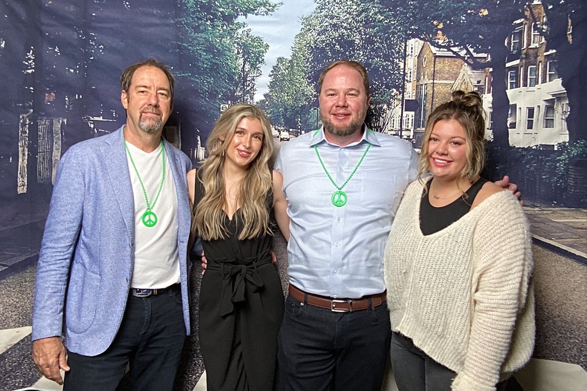 OvalRoomGroup's tweet photo. Our team had a wonderful time at the SCPA Fundraiser. A big thanks to Larry Bergman for leading this effort. The Beatles Tribute Concert with the Liverpool Legends was amazing!

#supportingthearts #sponsorshipcause https://t.co/w5OL3mdL6i