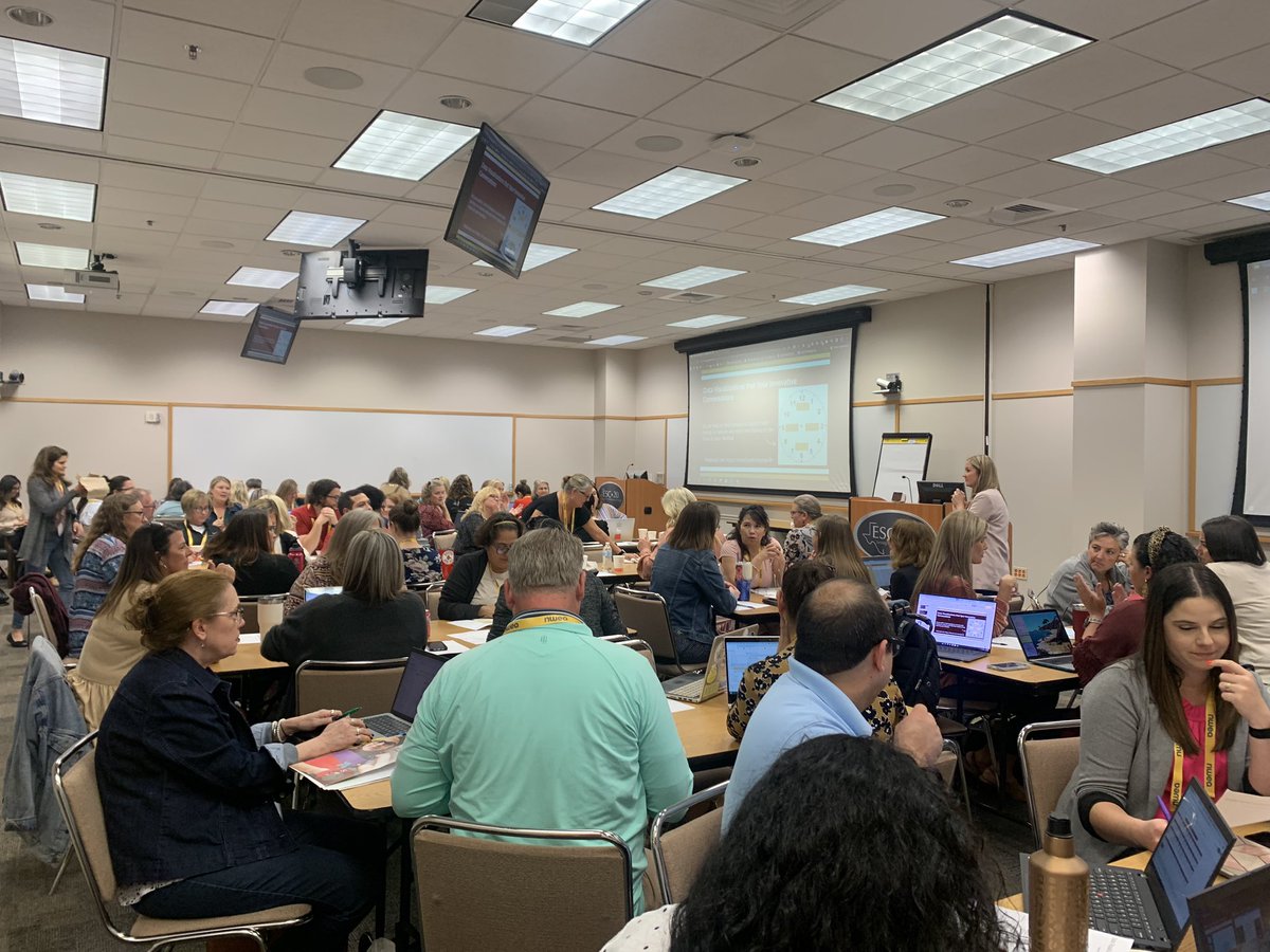 tarce29's tweet photo. @DSISD Data Fellow shared great ways to use data visualizations to support growth and learning for all students today at the Region 20 MAP Conference! @NWEA #TexasMAP #Growth #edutwitter https://t.co/Slng8ELaWH