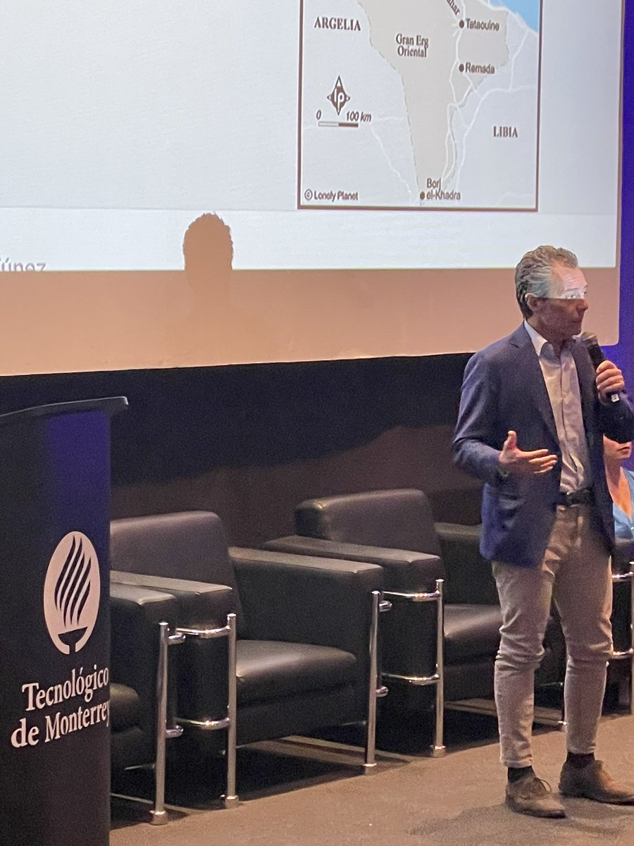Di_Castaneda's tweet photo. “Quiero contar cuentos que sean reales” @pelaez_alberto en @TECcampusPUE Conferencia “Periodismo de Guerra”#mividaenelTEC #LC #Comunicación #estudioscreativos #teccampuspue @RepensarLo @PrepatecPue https://t.co/jCtw0Y985f