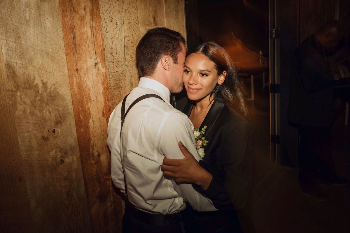 J. Davison tweet media