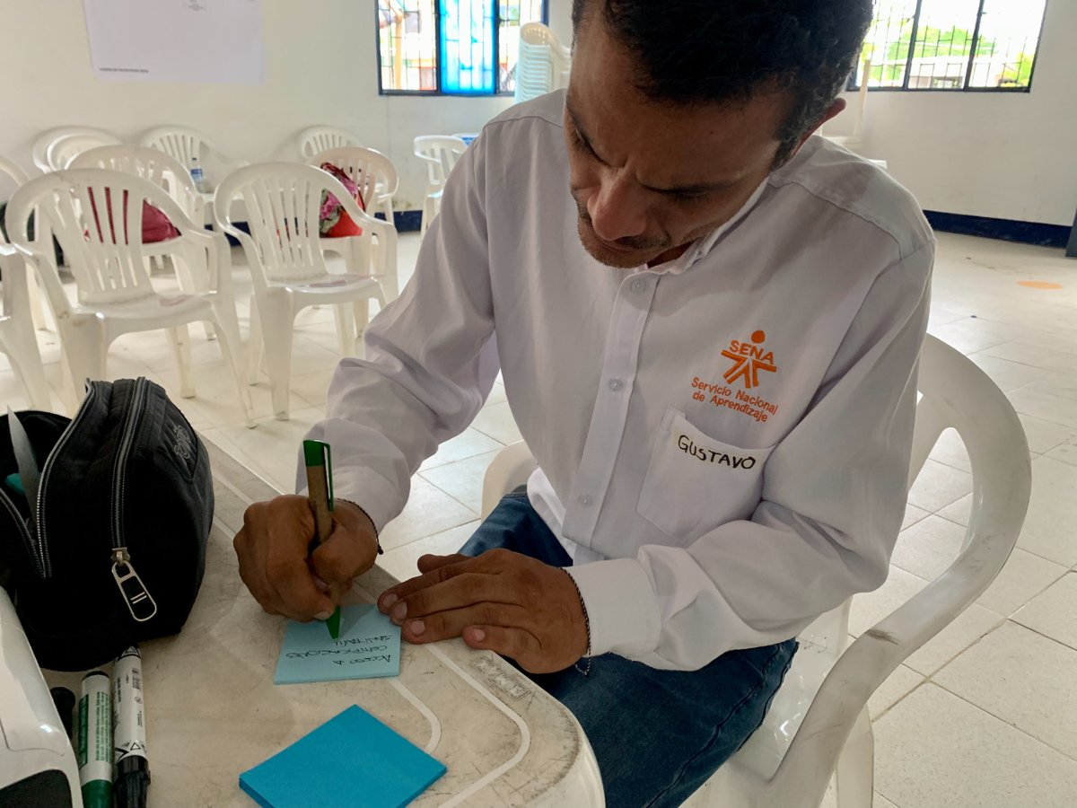 InstitutoSINCHI's tweet photo. @UEenColombia @MincienciasCo @Cirad @SomosAGROSAVIA @PrensaUTCH @GBertrand_UE @GobMeta @MinAmbienteCo @arturolunat #ABRIGUE trabaja para consolidar #RedesDeValor✅, a través de las cuales sea posible articular capacidades y conocimientos existentes en los actores y disciplinas partícipes, e impactar de manera positiva y eficaz en la construcción de #SistemasAgroecológicos y #Bioeconomía🌱📌 https://t.co/uXmeb3cgBc