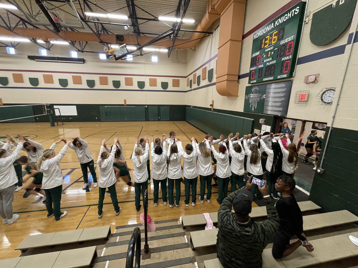 NordoniaVB's tweet photo. Supporting our middle school team today during their breast cancer awareness match! Go knights 
 💕🤍🏐 https://t.co/jYGSNY4X0G