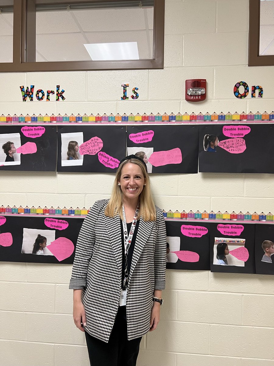Seeing all the great work BUBBLING up at <a href="/HawCreekES/">Haw Creek Elementary</a> today! Proud to show off our student work with <a href="/MicheleADugan/">michele dugan</a> as she dropped in today! #huskypride #hawcreekpack #fcssconnects