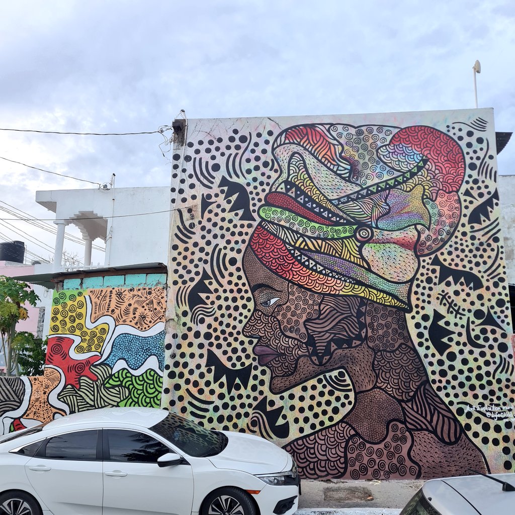dempsterchung's tweet photo. New community-led mural project in Tivoli Gardens 2/4
#lifechild #ArtEvolution #DowntownKingston https://t.co/ZmdQXudFes