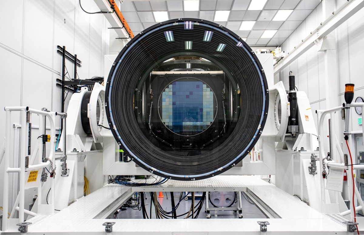 VRubinObs's tweet photo. So close we can almost taste it.....okay, please don't lick the camera.

Our #LSSTCamera, the biggest digital camera in the world, is getting close to completion @SLAClab! 🎉  It's not done yet, but it's looking pretty photogenic 📸

Images: Jacqueline Ramseyer Orrell/@SLAClab https://t.co/wefmQ1rdi7
