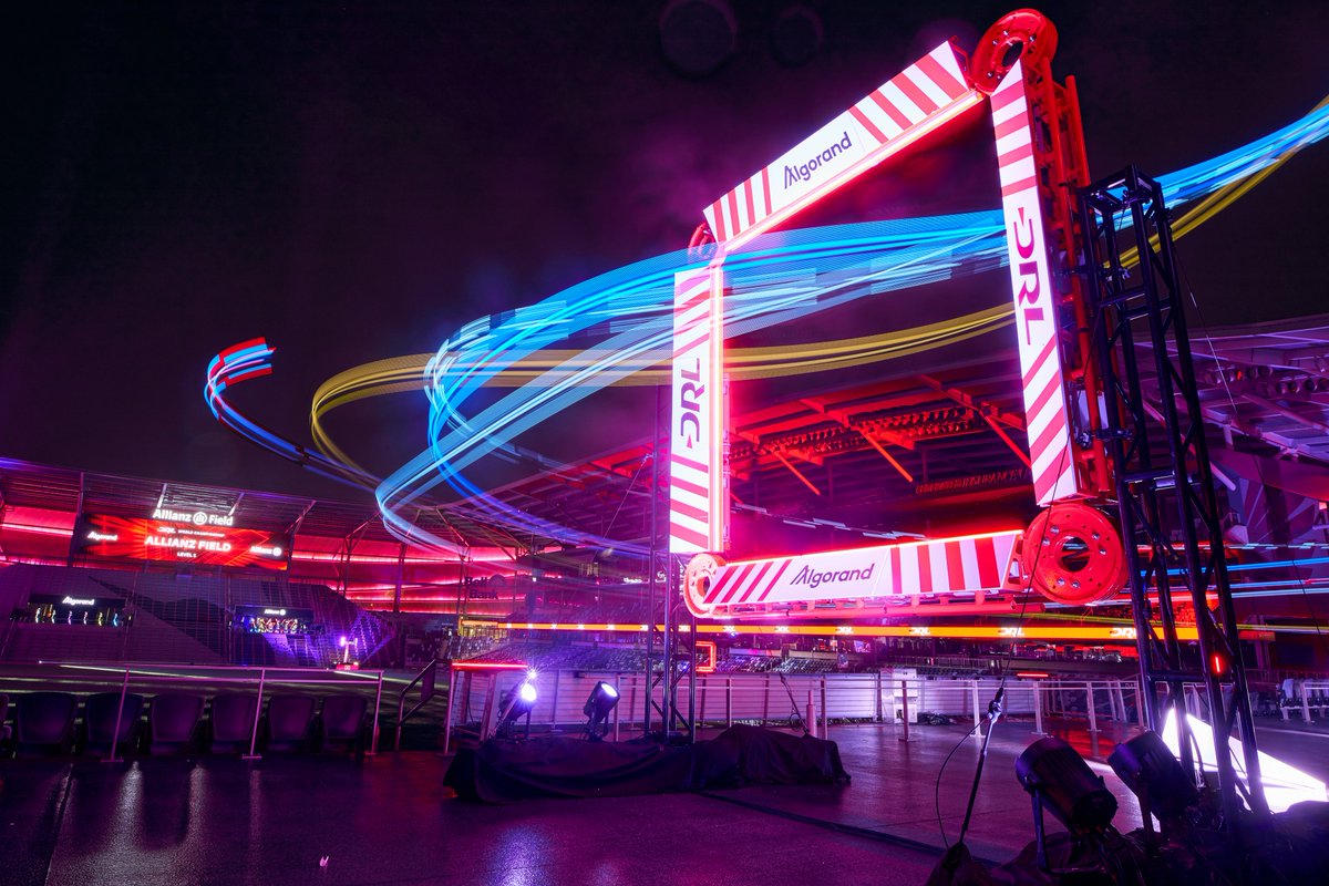 Algorand's tweet photo. #AlgoFam in CA: Join us for the first race of the 2022-23 #DRL Algorand World Championship Season on October 11th at PayPal Park in San Jose! The first 100 people to sign up will receive a FREE ticket 👉 https://t.co/spZd2xmeoz @DroneRaceLeague https://t.co/LkRYrIn2J2