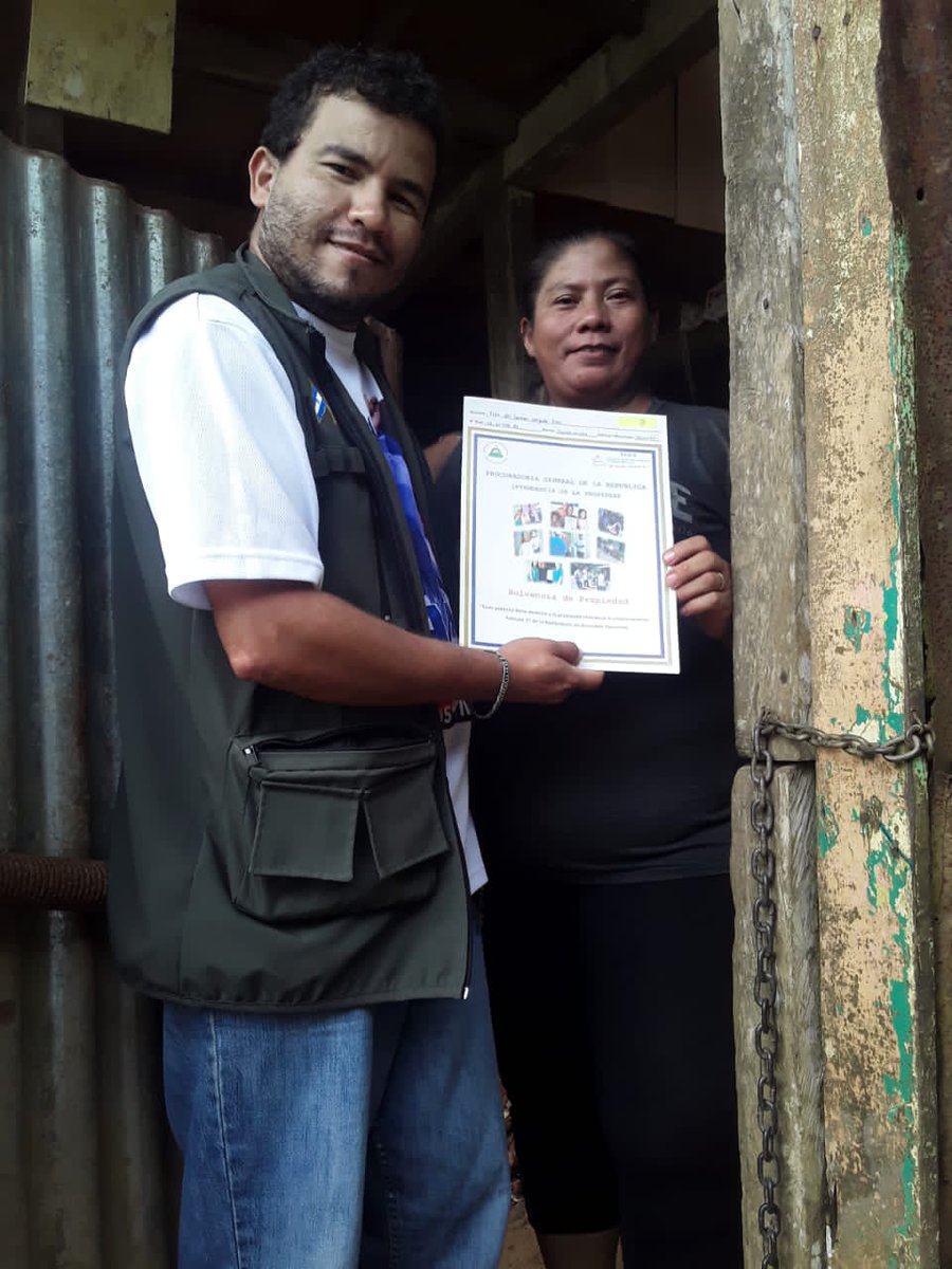 bonanza_red's tweet photo. #BONANZA , Entrega de solvencia de propiedad en el municipio las minas en coordinación con PGR  municipio de bonanza departamento las minas https://t.co/jFVvZDt8vZ