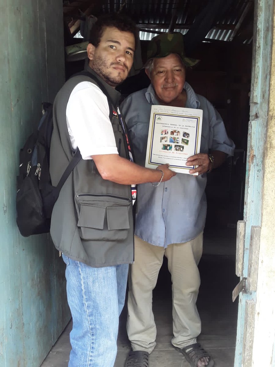 bonanza_red's tweet photo. #BONANZA , Entrega de solvencia de propiedad en el municipio las minas en coordinación con PGR  municipio de bonanza departamento las minas https://t.co/jFVvZDt8vZ
