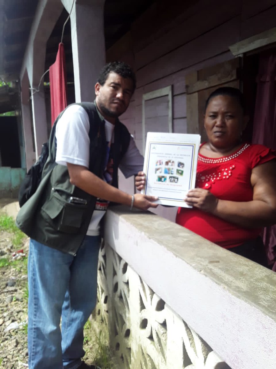 bonanza_red's tweet photo. #BONANZA , Entrega de solvencia de propiedad en el municipio las minas en coordinación con PGR  municipio de bonanza departamento las minas https://t.co/jFVvZDt8vZ