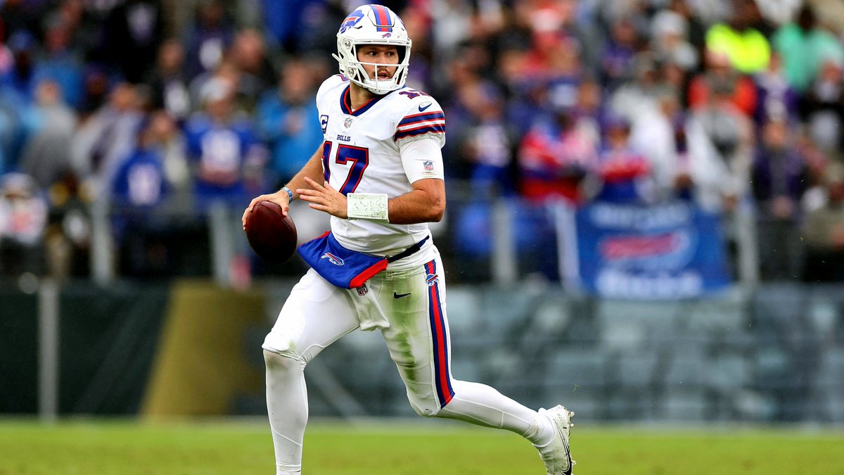 BillsQBwatch's tweet photo. Josh Allen now has eight 4th quarter comebacks and TWELVE game winning drives in his career 🔥 https://t.co/FU4RmYsY4E