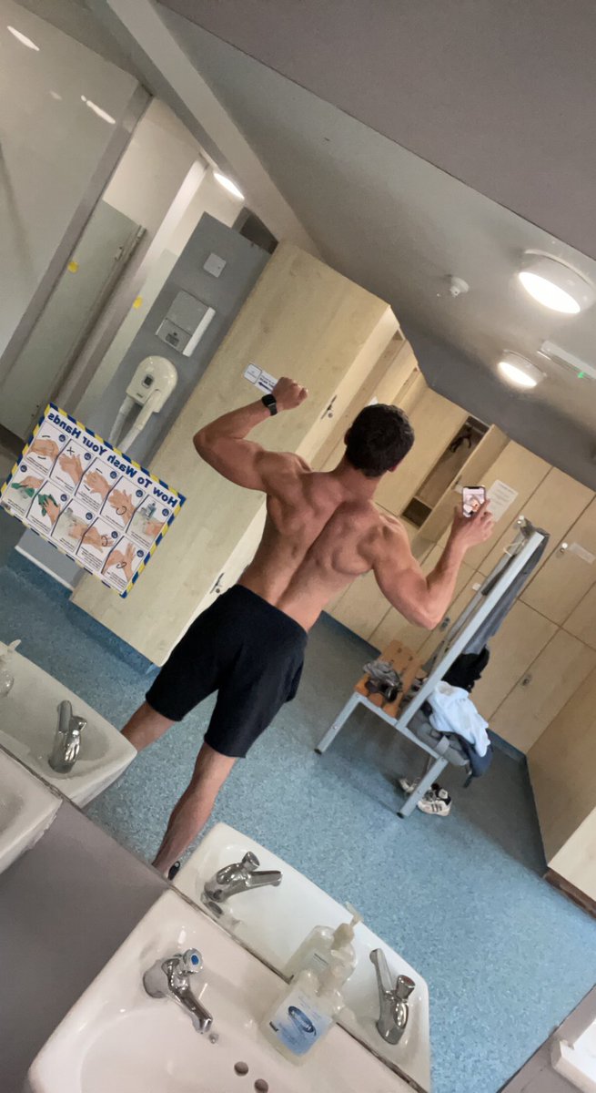 Gymaddict02's tweet photo. Who’s giving me a back massage then? 

#onlyfans #nude #linkinbio #onlyfanselite #twitterfans https://t.co/QzWFXYxH91