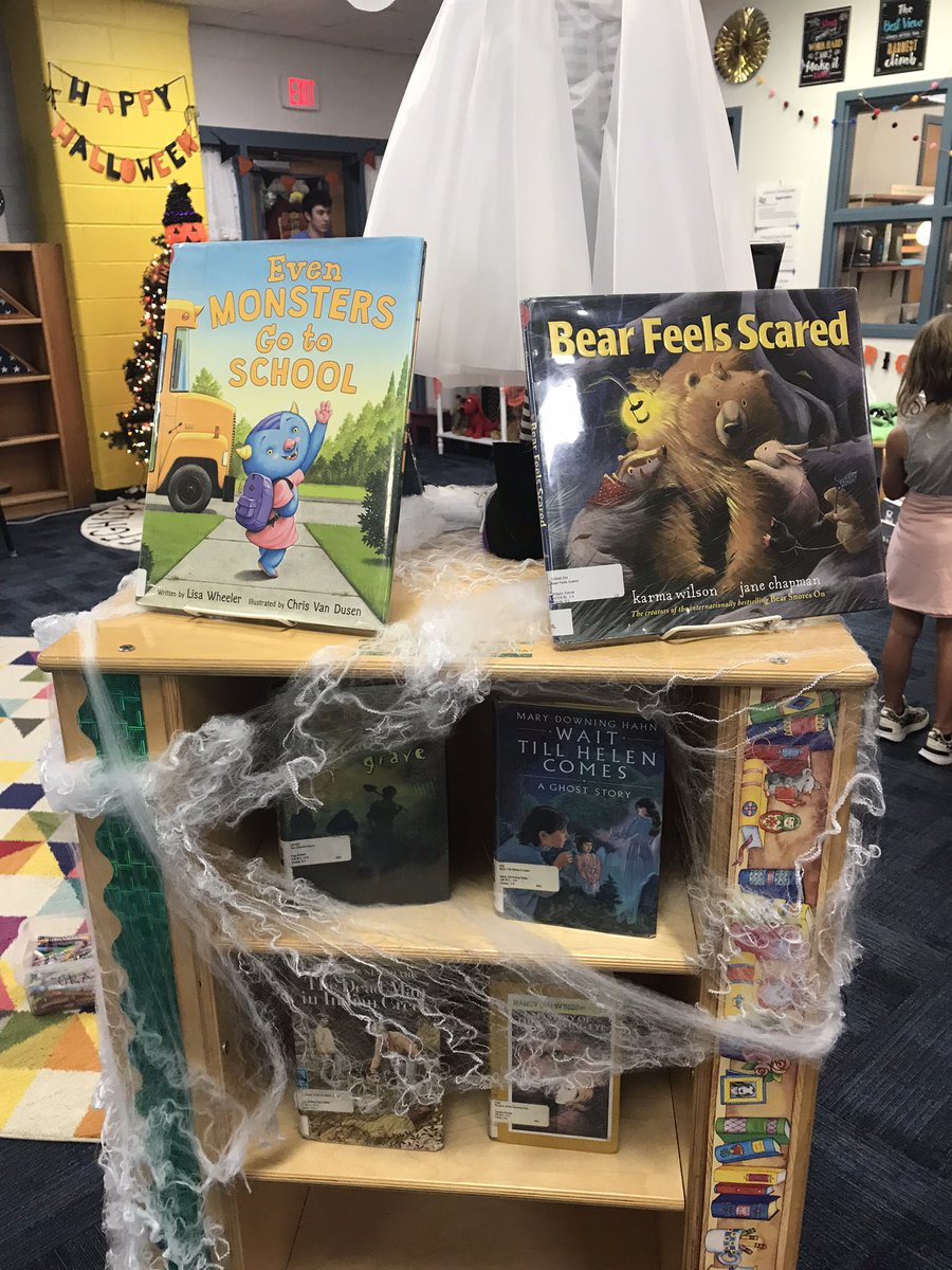 FORESLIBRARY's tweet image. 