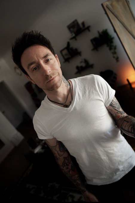 You hear that Stu I think she wants a motive. https://t.co/NOc6VaLuia