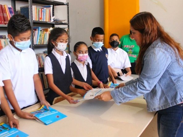 Gracias a la fórmula Bricomil diseñada por el Pdte. <a href="/NicolasMaduro/">Nicolás Maduro</a> y del pueblo organizado se pudo lograr la recuperación y el mantenimiento de la Unidad Educativa Bolivariana  Alianza para el disfrute de sus estudiantado y docentes en este nuevo año escolar. 2/2
#RegresoAClases