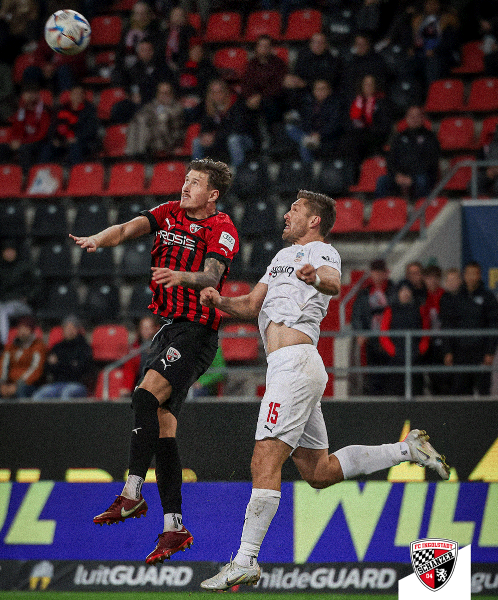 Schanzer's tweet photo. Ein letzter Blick zurück auf #FCIFSV, bevor sich dann der volle Fokus auf das Duell der #Schanzer am Samstag (8.10., 14.00 Uhr) beim TSV 1860 München richtet 🔜⚫️🔴

Mehr Fotos und die Spielzusammenfassung: https://t.co/Zd6fsHULdf 📸📝 https://t.co/752blluw25