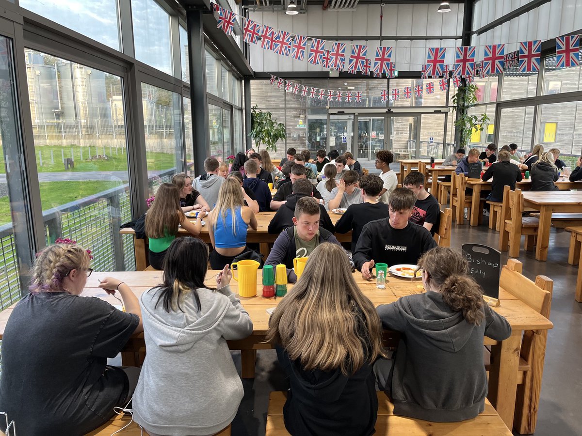 Year 11 Geographers have had a great start to the 2022 fieldtrip! 👍
