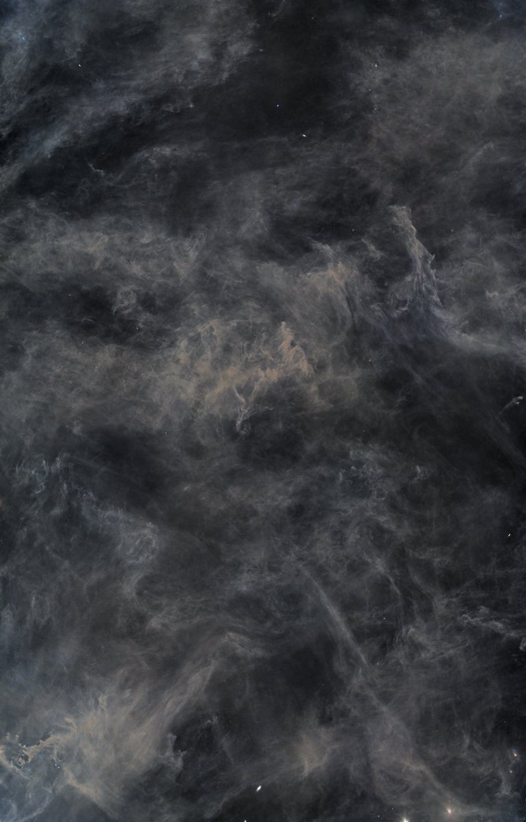 LBN569 and LBN552 in the Cepheus constellation

Total exposure: ~68h
Lum: ~59h
RGB: 3h each

Takahashi FSQ106ED + F/3 0.6 Reducer + ESATTO + Chroma LRGB + QHY600M + AP Mach1

<a href="/QHYCCD/">QHYCCD</a> 
#Astrophotography