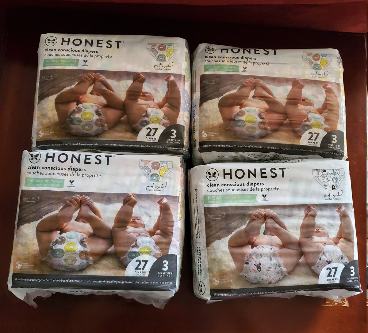 ADHDandGamerMom's tweet photo. @Honest Its sad that you dont honor refunds for diapers that no longer fit because they are "SEASONAL". I have been a customer for almost a year now, within the 90 day return window,  and all you said was no.  Very unhappy with how this situation was handled. https://t.co/y0JjJkgZn7