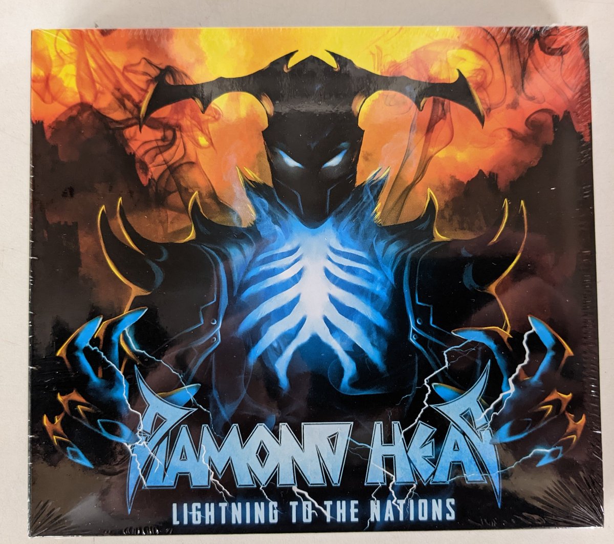 2/2: This week's #MusicMonday sees the new albums from <a href="/slipknot/">Slipknot</a>, <a href="/Monster_Truck_/">Monster Truck</a>, <a href="/BehemothBand/">Behemoth</a>, and the re-recording/re-mix of <a href="/DH_Diamond_Head/">Diamond Head</a>'s classic "Lightning To The Nations" come to #YXE's Collector's Edge!