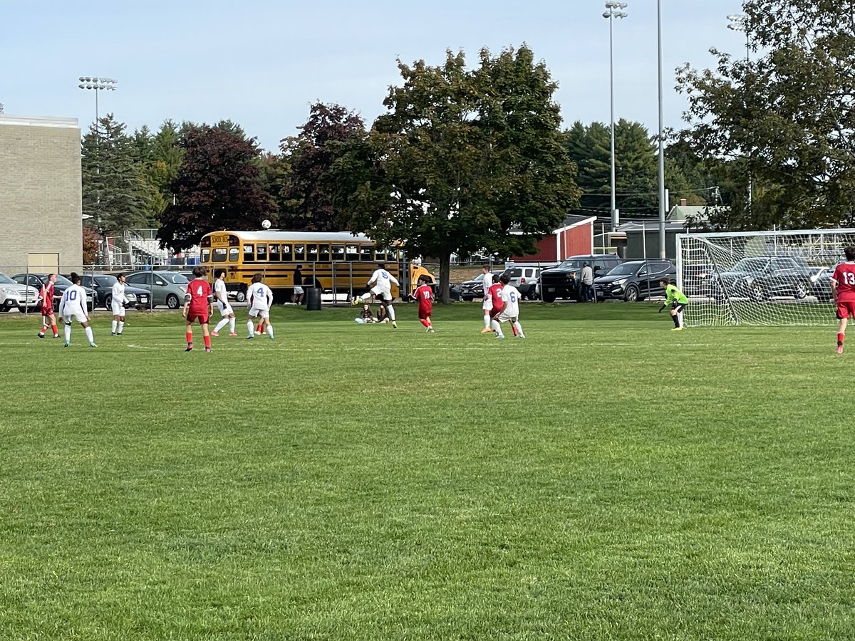 SpldngAthletics's tweet image. Boys soccer drops tough battle with Nashua North 3-2 , 2 goals by Cam Brochu.