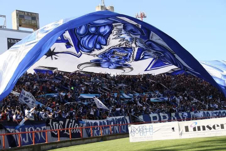 hinchadasar's tweet photo. La gente de Alvarado, vs Ferro.

#Alvarado https://t.co/80uLyiVSj1