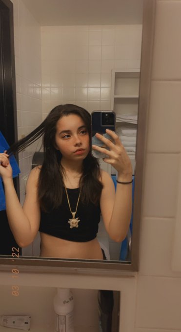 Baby face 🥺🥰 https://t.co/wAp1FrJnEM<a href="/tag/onlyfans"class="tags"><span>#onlyfans</span></a>