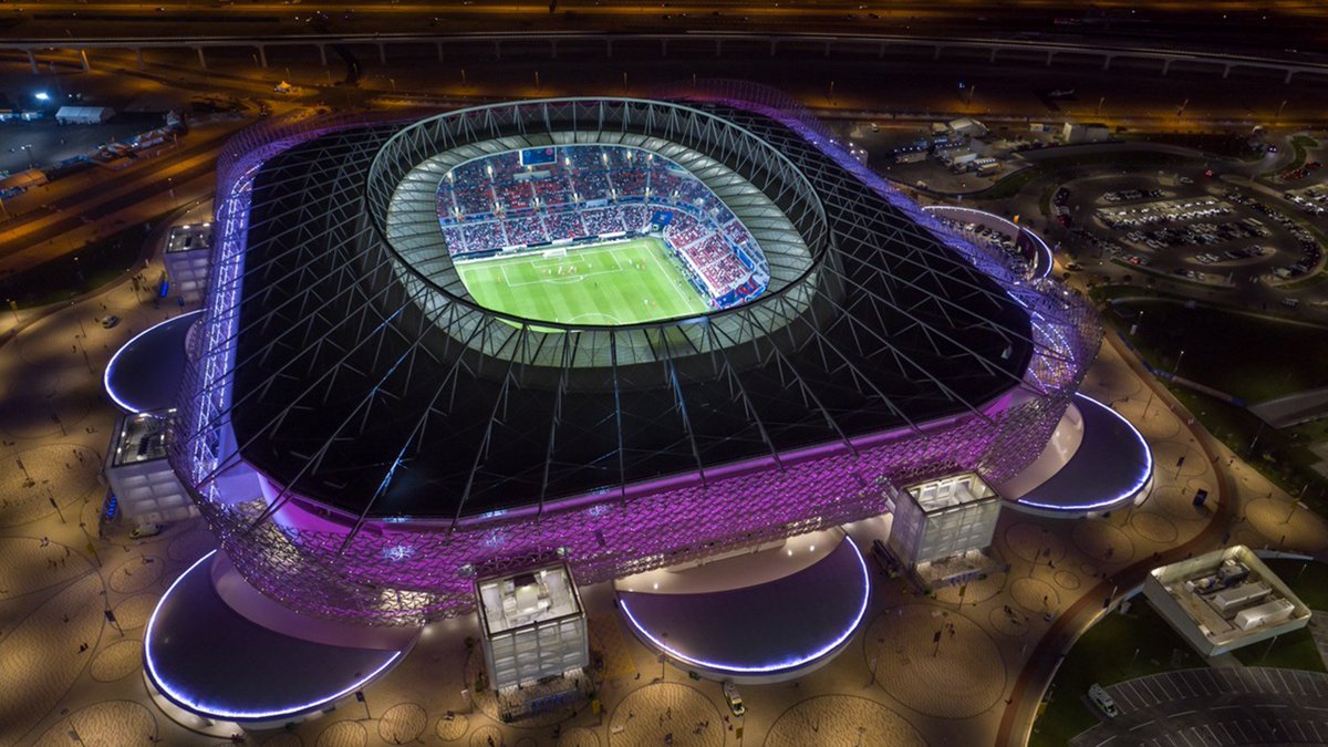 ErrorArbitralTR's tweet photo. El estadio Nacional ahora que Lima será potencia mundial gracias a López Aliaga: https://t.co/MEsMswl5bv